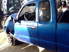 1996 TOYOTA TACOMA, BLUE, EXTD CAB, 2.4, AT, 2WD.  Z25242